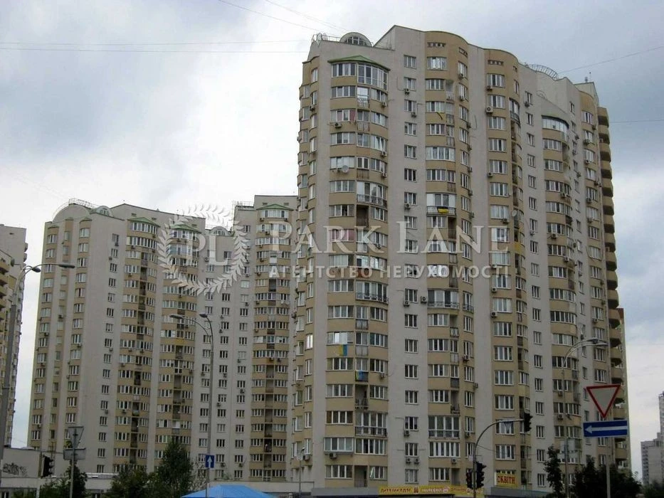 Apartment for sale 3-room apartment Urlivska, 11/44, Akhmatovaya, Gri