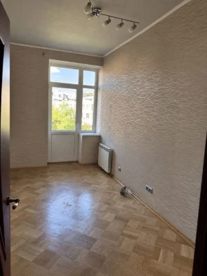 2к 60м2 Печерськ Сталінка Бастіонна Дружби Народів Бойчука К