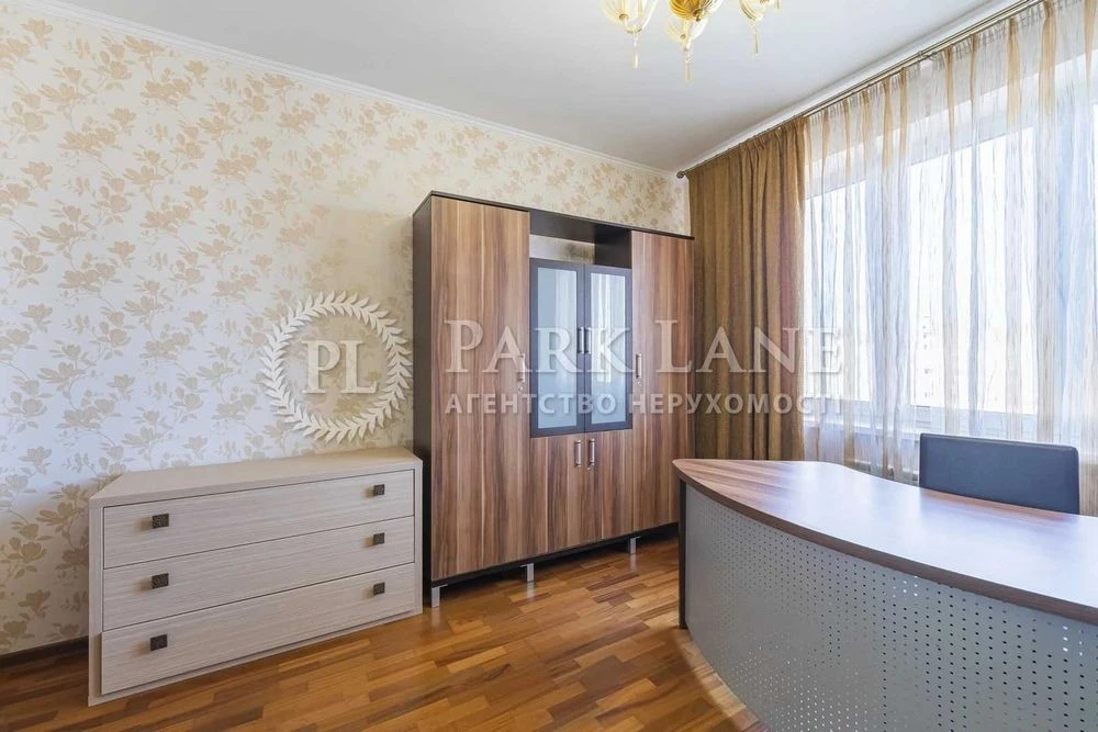 Apartment for sale 3-room apartment Urlivska, 11/44, Akhmatovaya, Gri
