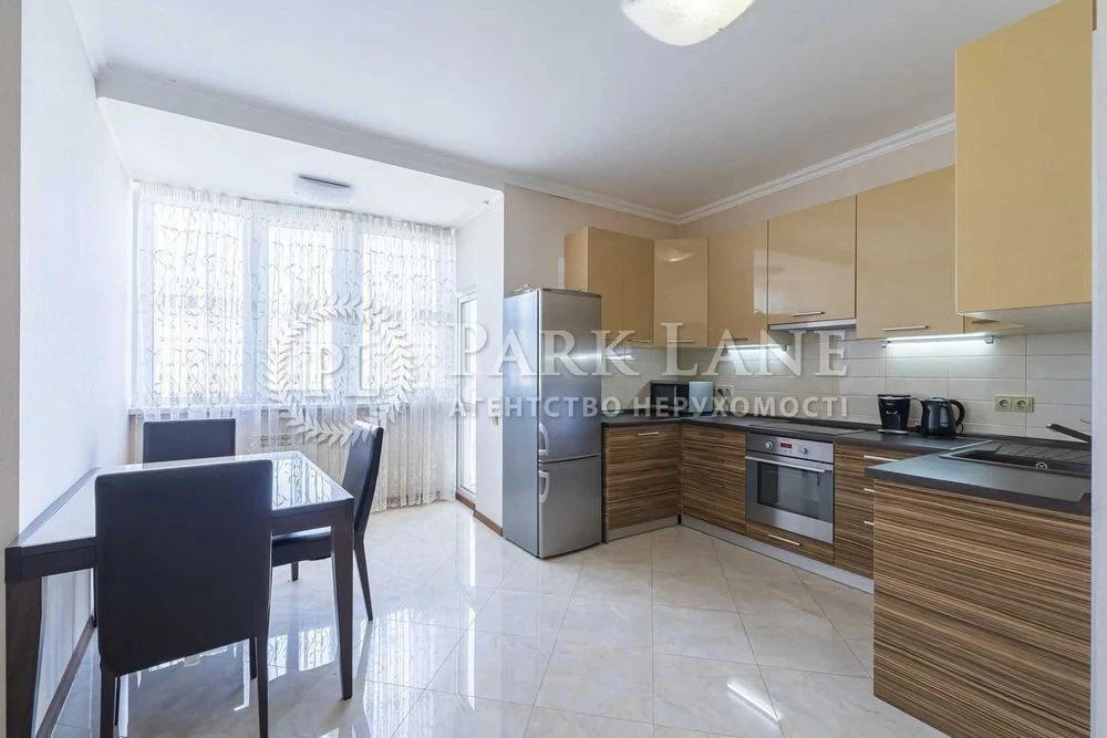 Apartment for sale 3-room apartment Urlivska, 11/44, Akhmatovaya, Gri
