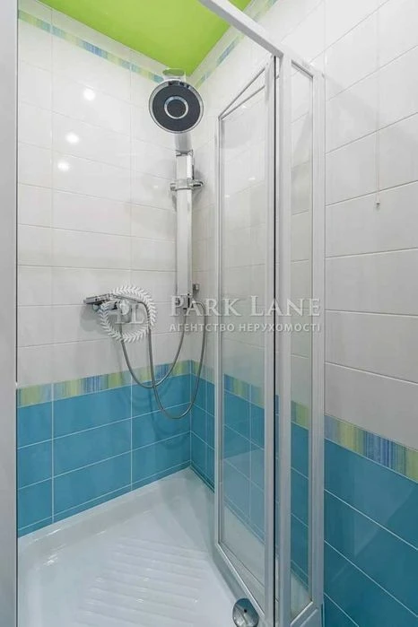 Apartment for sale 3-room apartment Urlivska, 11/44, Akhmatovaya, Gri