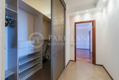 Apartment for sale 3-room apartment Urlivska, 11/44, Akhmatovaya, Gri