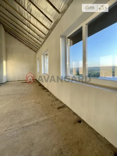 Продаж 2 поверхового будинку з ділянкою на 10 соток, 226 кв.