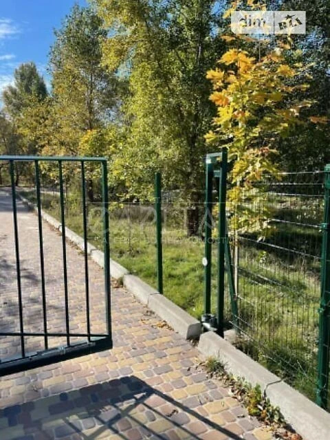 Продаж 1 поверхового будинку з ділянкою на 10 соток, 247 кв.