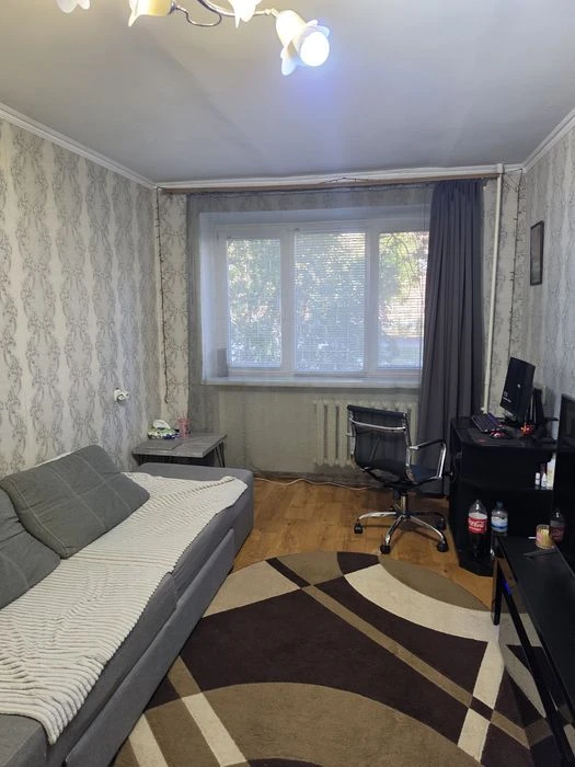 Продам 1 кім.квартиру на Корищенка , Шевченковский