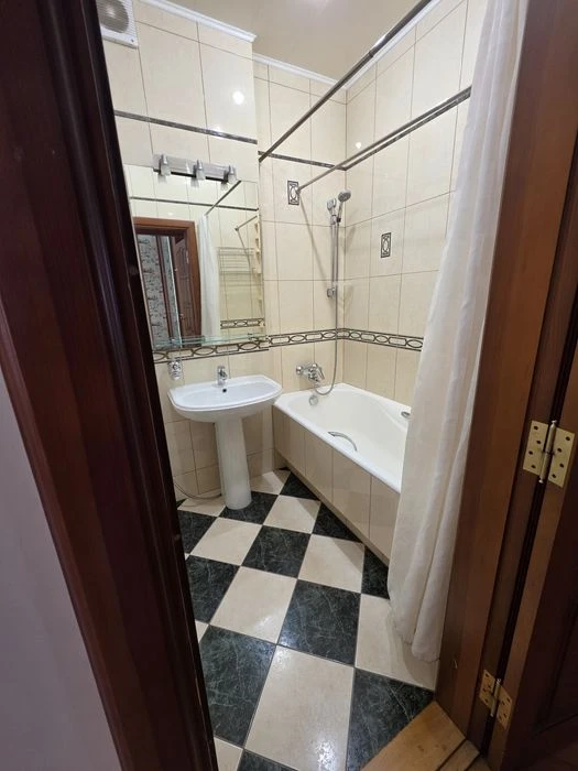Продаж 3-к квартири, вул. Сталеварів, буд. 24