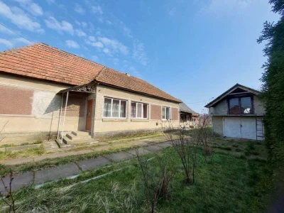 Будиночок в затишній локації