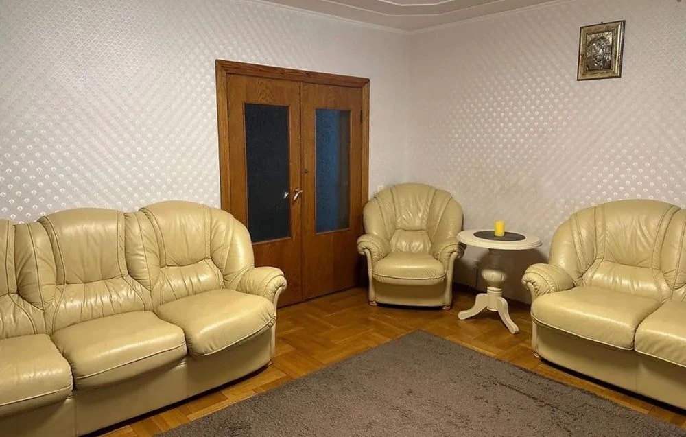 Квартира на продаж 2/х кім на Дружбі