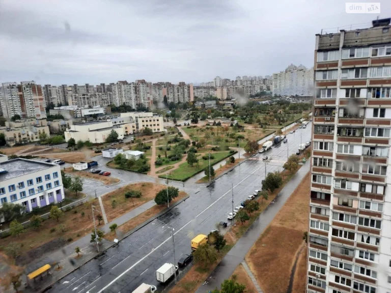Продаж Квартира Троєщина