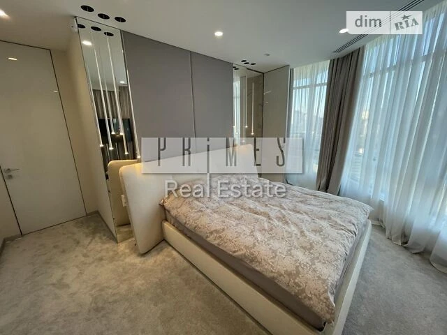 Продаж 3к квартири 130 кв. м на вул. Болсуновська 2 • ID 348