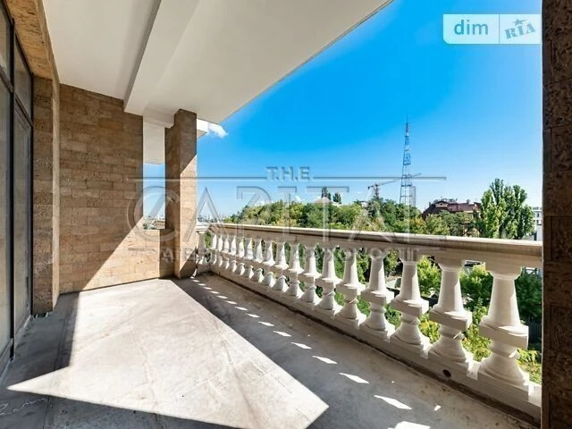 Продаж 3к квартири 347 кв. м на пров. Лукʼянівський 2A • ID
