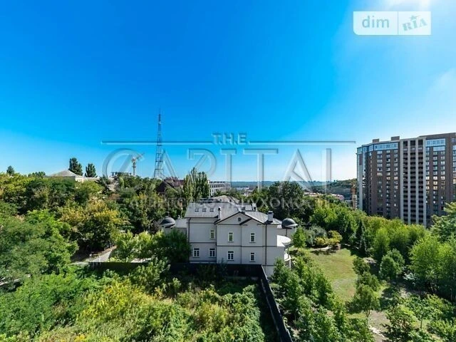 Продаж 3к квартири 347 кв. м на пров. Лукʼянівський 2A • ID