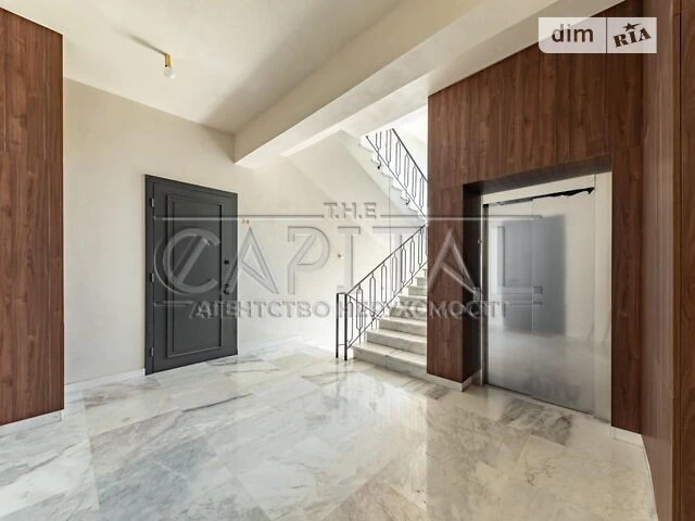 Продаж 3к квартири 347 кв. м на пров. Лукʼянівський 2A • ID