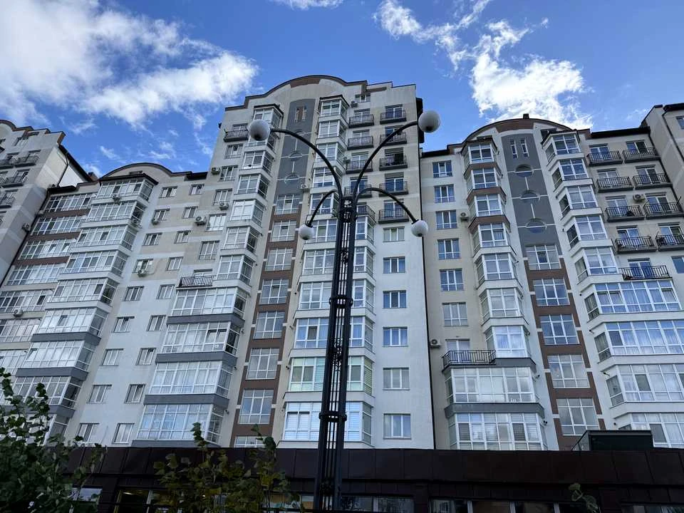 Квартира. Івано-Франківськ, Височана вул., 18 к