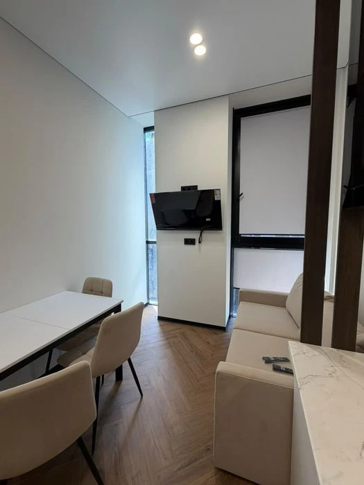 Продаж квартири поруч з парком, ЖК Uzh Towers