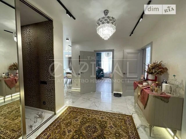 Продаж 2к квартири 80 кв. м на вул. Євгена Маланюка • ID 347
