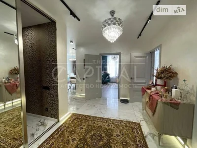 Продаж 2к квартири 80 кв. м на вул. Євгена Маланюка • ID 347
