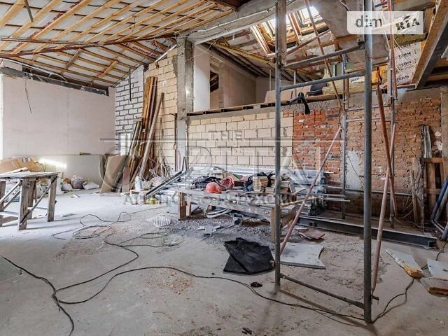 Продаж 3к квартири 632 кв. м на вул. Болсунівська 21 • ID 34