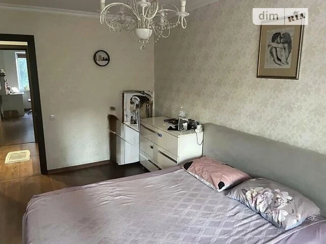 Продаж 3к квартири 68.9 кв. м на вул. Вишгородська 47Б • ID