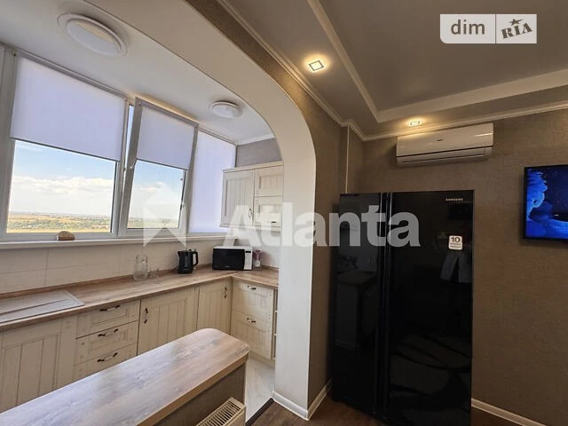 Продаж 2к квартири 64 кв. м на мас. Радужний 20 • ID 3480037