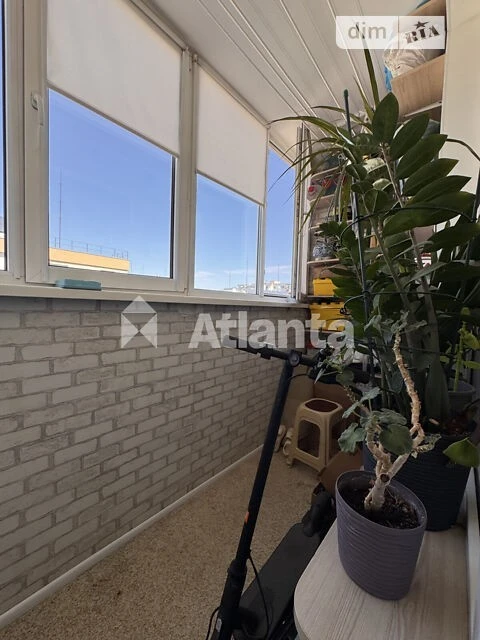 Продаж 2к квартири 64 кв. м на мас. Радужний 20 • ID 3480037
