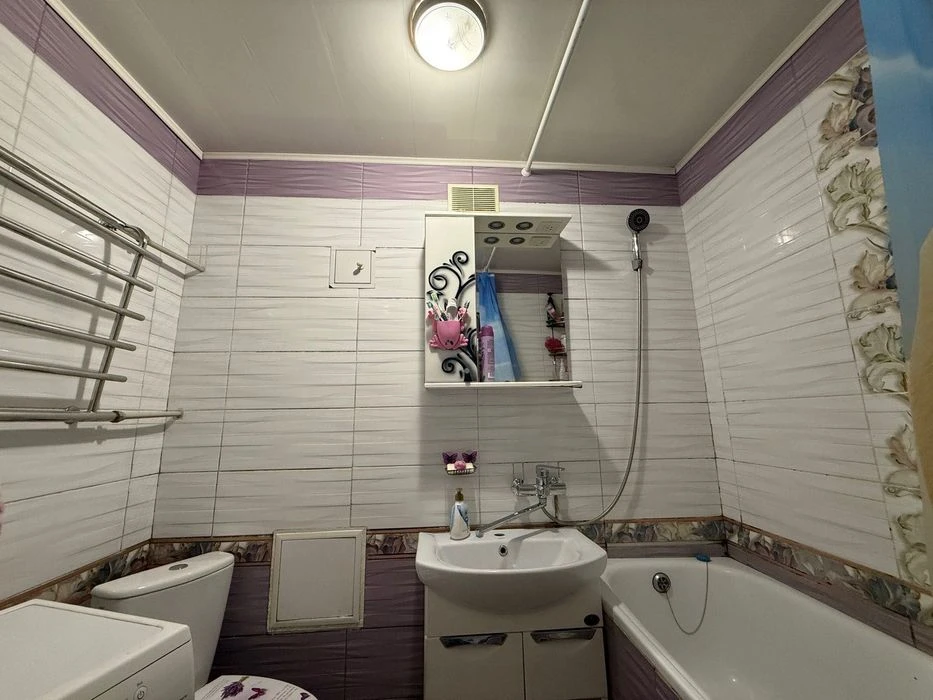 Продаж 2-кімнатна квартира в районі Виставка, пр. Миру (біля