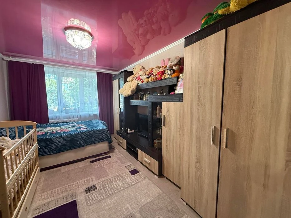 Продаж 2-кімнатна квартира в районі Виставка, пр. Миру (біля