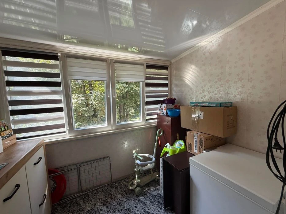 Продаж 2-кімнатна квартира в районі Виставка, пр. Миру (біля