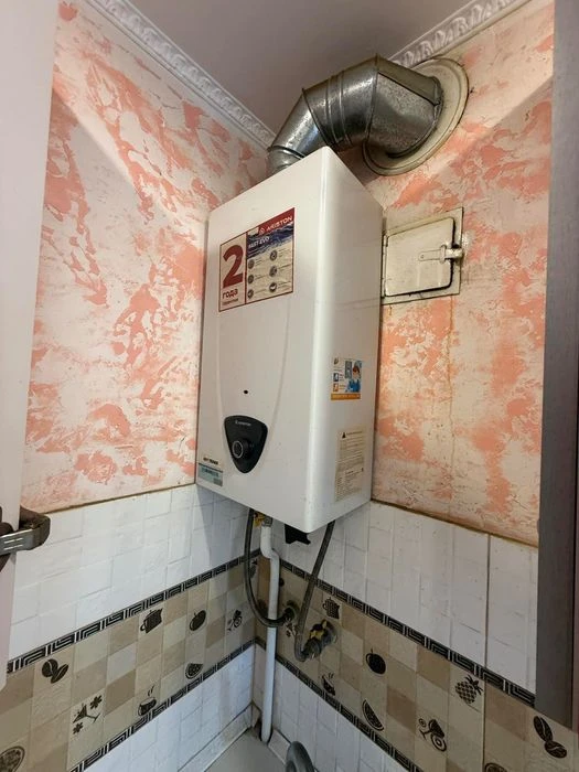 Продаж 2-кімнатна квартира в районі Виставка, пр. Миру (біля