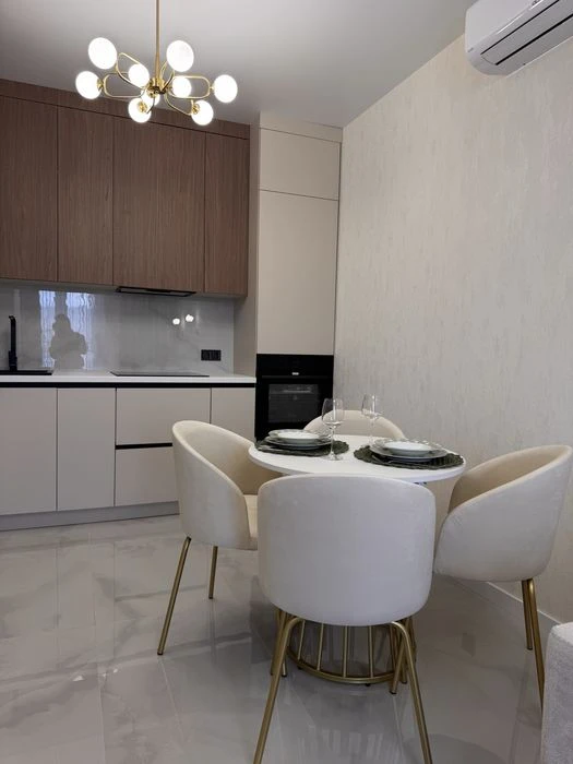 3-комнатная квартира с дизайнерским ремонтом в Kadorr City |