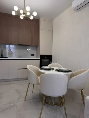 3-комнатная квартира с дизайнерским ремонтом в Kadorr City |
