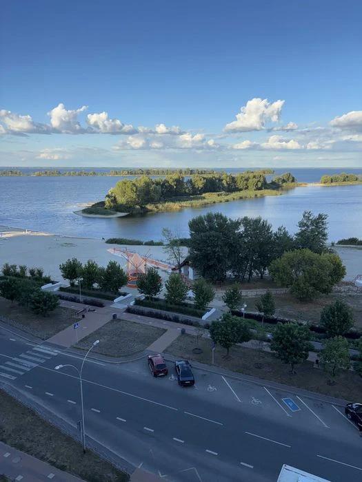 Видова 1-кім квартира в Центральній Митниці