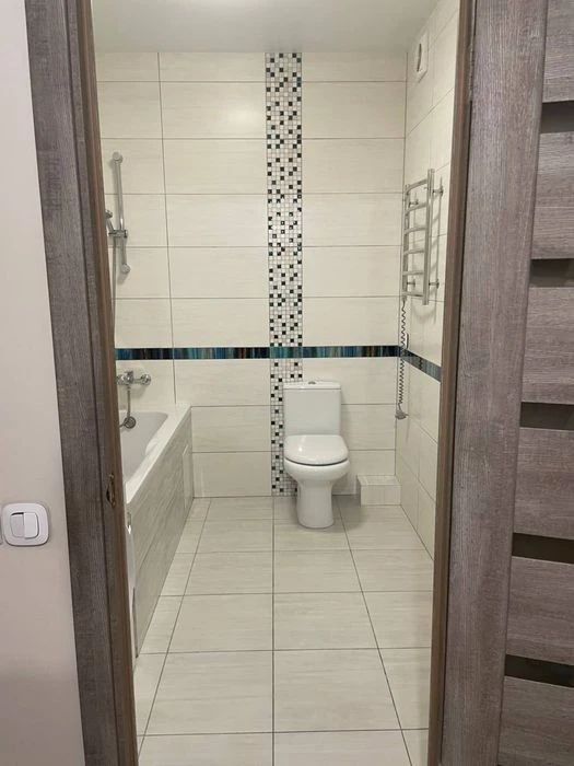 Продаж 1к квартири Сім'ї Кульженків 31А, ЖК Яскравий метро "