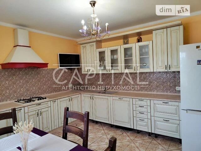 Продаж 2 поверхового будинку з верандою і ділянкою на 8 сото