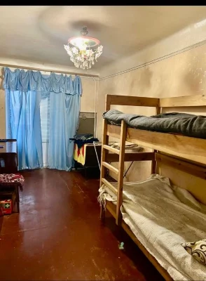 I will sell a 3-room apartment on Pavla Tychyna 24a.