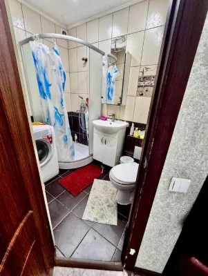 I will sell a 3-room apartment on Pavla Tychyna 24a.