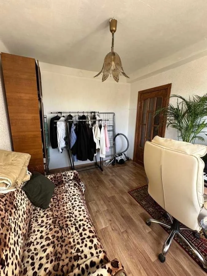 Продаж 3-кімнатної квартири 56 м², Марка Безручка вул., 23А