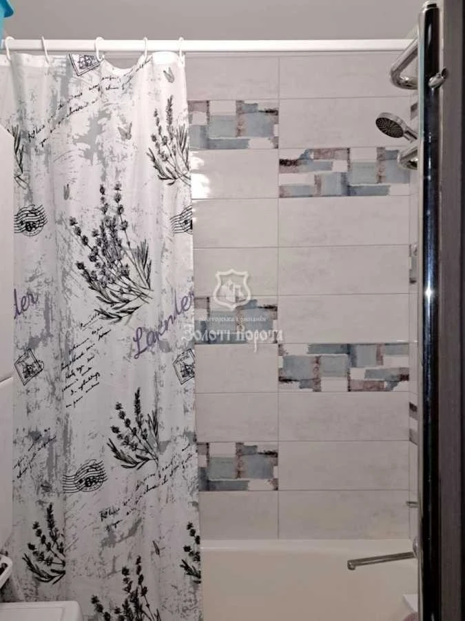 Продаж 2-кімнатної квартири 55 м², Науки просп., 88А