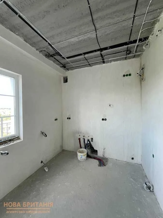 Продаж 1-кімнатної квартири 47.2 м², Михайла Максимовича вул