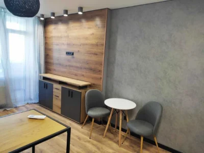 Продаж 1-кімнатної квартири 28 м², Полевая вул., 73