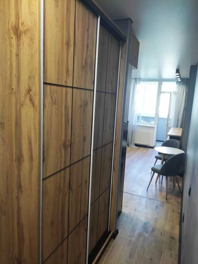 Продаж 1-кімнатної квартири 28 м², Полевая вул., 73