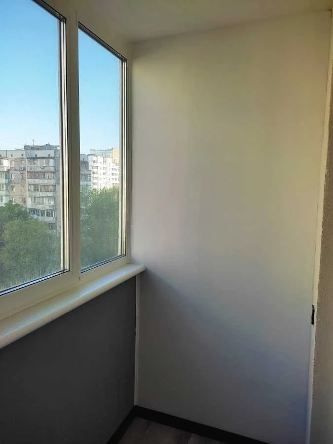 Продаж 1-кімнатної квартири 28 м², Полевая вул., 73