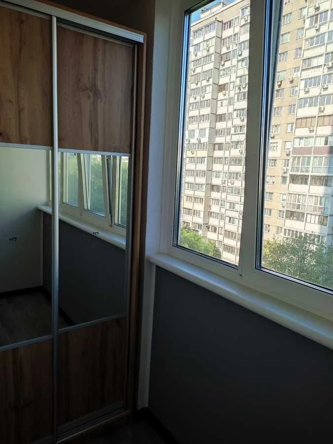 Продаж 1-кімнатної квартири 28 м², Полевая вул., 73
