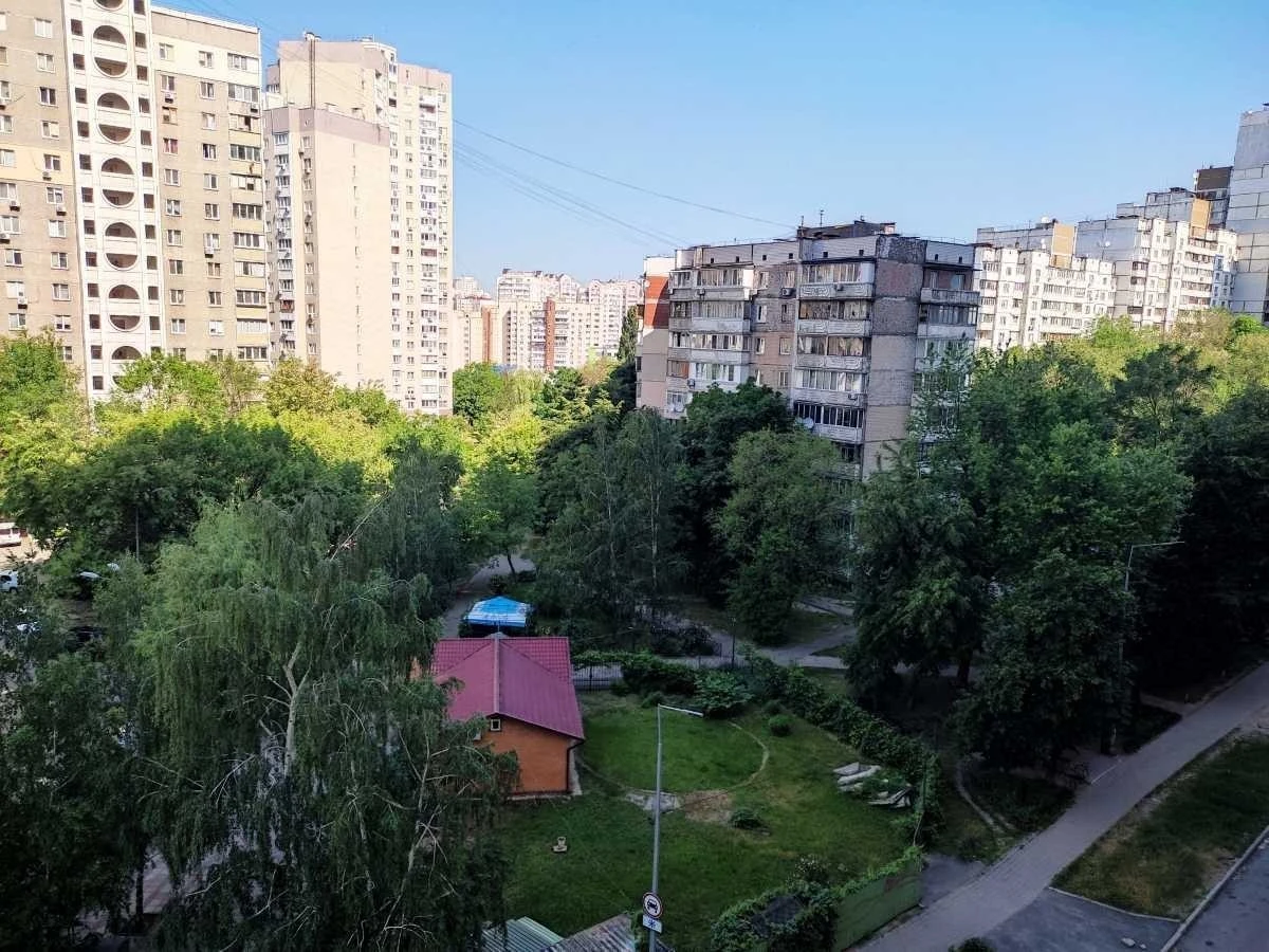 Продаж 1-кімнатної квартири 28 м², Полевая вул., 73