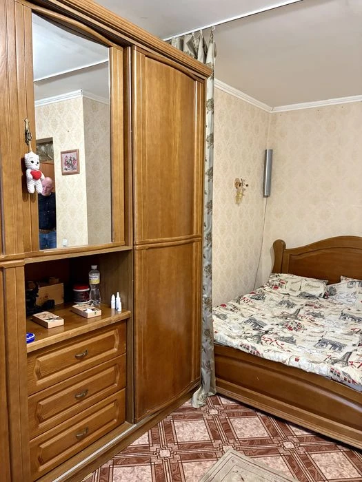 Продаж 1-кімнатної квартири на вул. Калиновій. Лівий берег.
