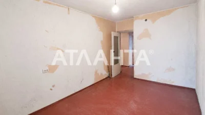 2-комнатная квартира под капитальный ремонт на Бугаевской