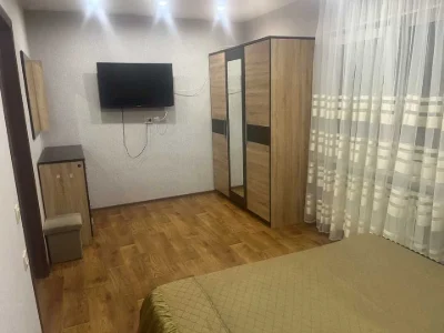 Будинок. Київ, Заливна вул.