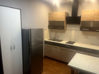 Будинок. Київ, Заливна вул.