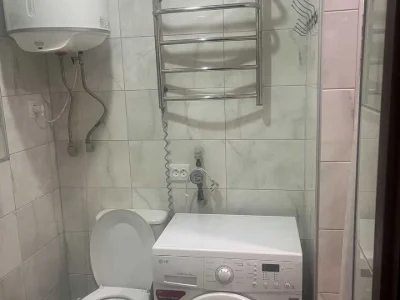 Будинок. Київ, Заливна вул.