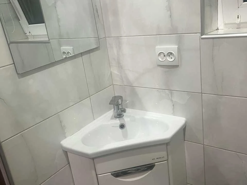 Будинок. Київ, Заливна вул.